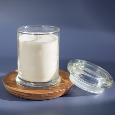 Close up of glass gasket lid, The Naples soy candle made in USA by Unscented Candle Company