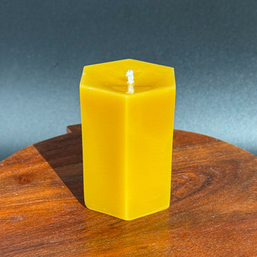 Beeswax pillar, hexagon - small
