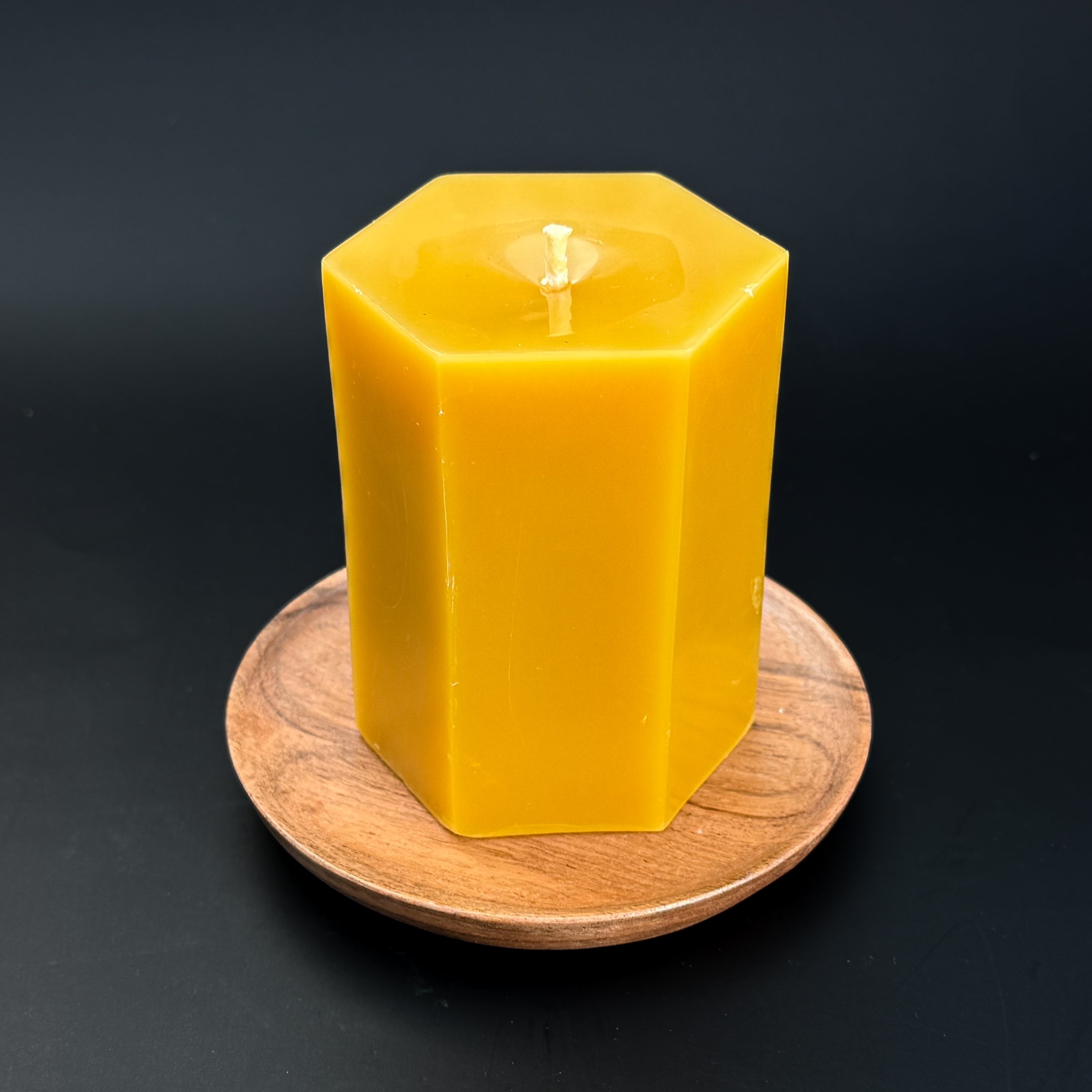 Beeswax pillar, hexagon - large
